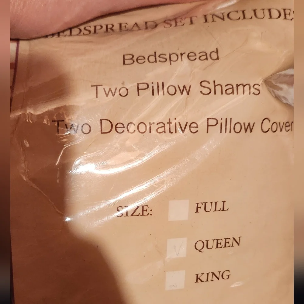 90s Never Opened Floral Patterned Comforter From Value City. Queen Sized Purple